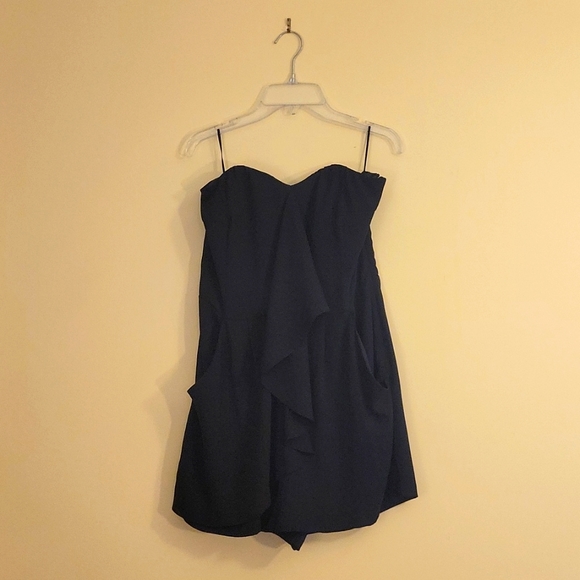 Express Pants - Express size 6 strapless black romper